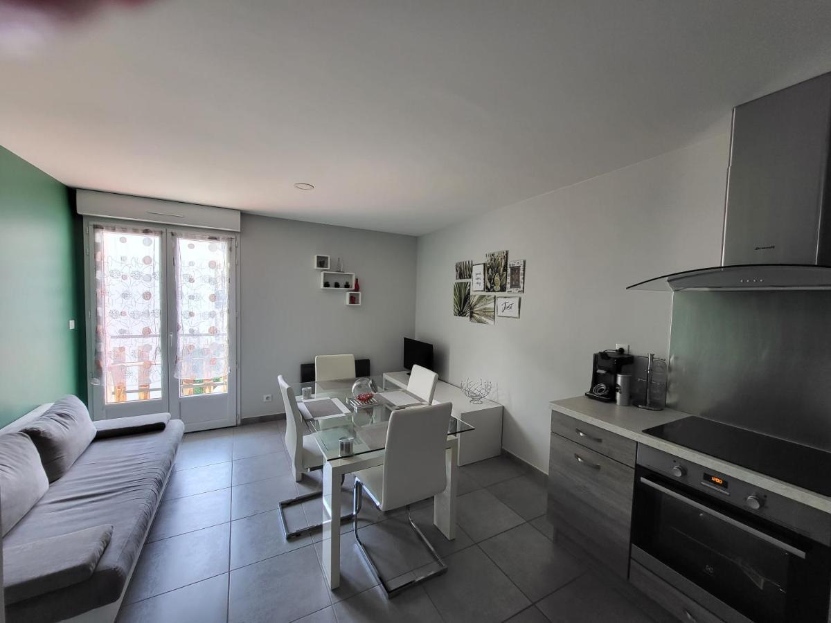 Le Touristic Appartements ลูซ-แซ็ง-โซเวอร์ ภายนอก รูปภาพ