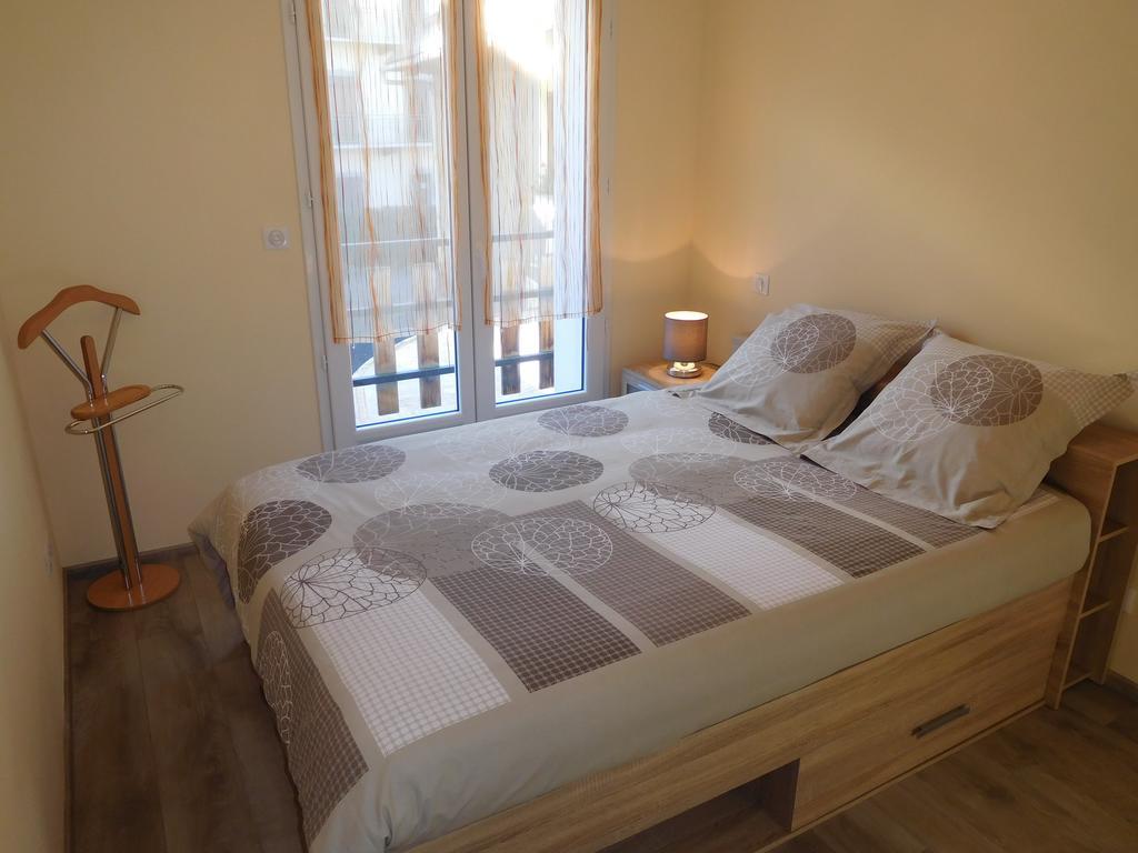 Le Touristic Appartements ลูซ-แซ็ง-โซเวอร์ ภายนอก รูปภาพ